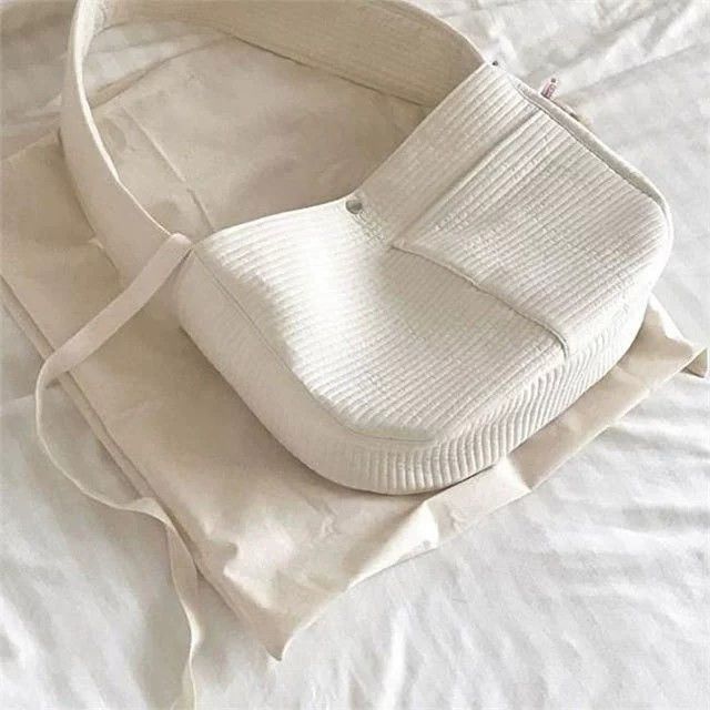 Handmade Canvas Pet Carrier Bag for Cats and Dogs